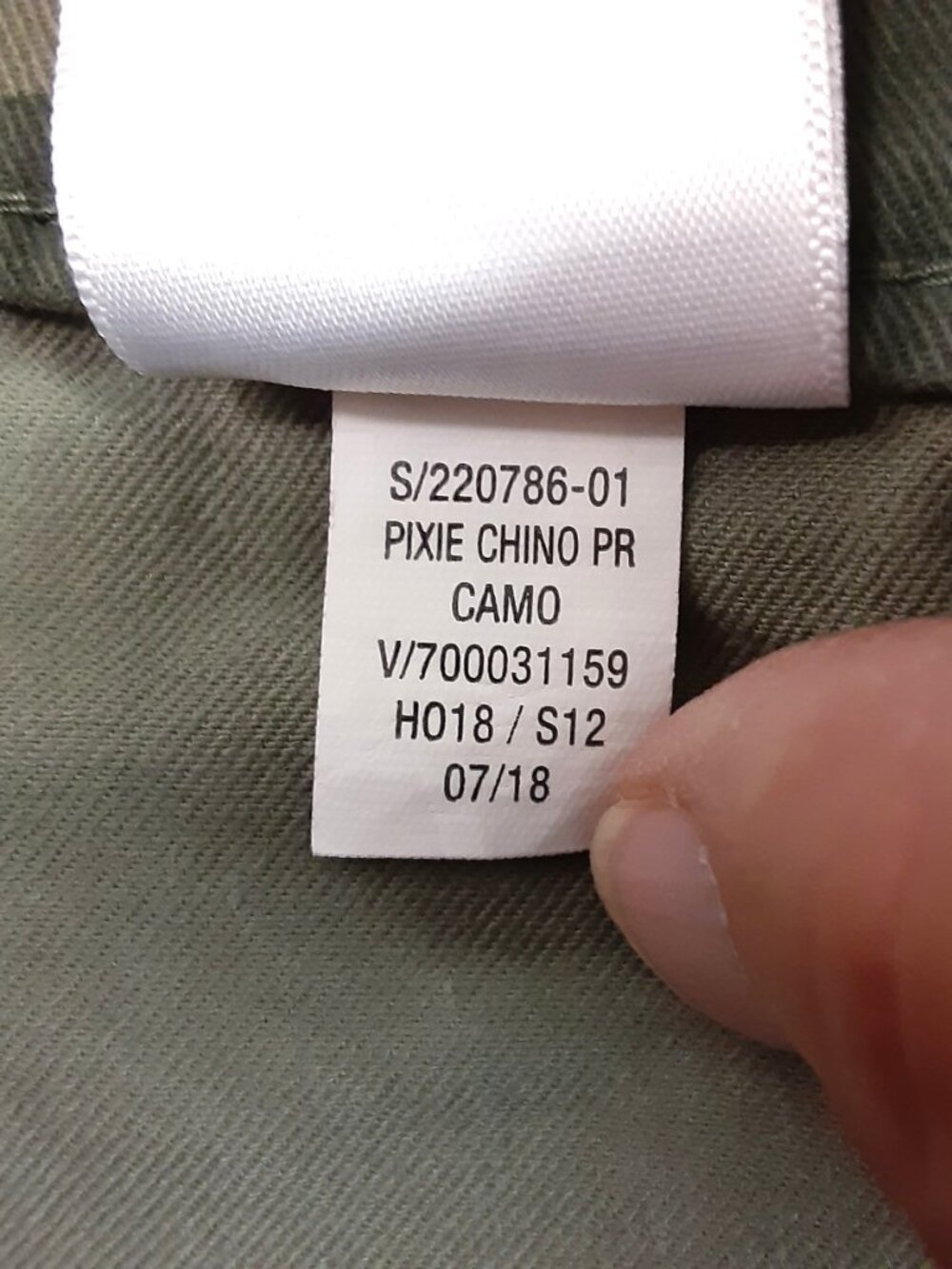 Old Navy Pixie Women's Size 6 Green Camo Mid Rise Pants 96% Cotton Pockets - Picture 9 of 11